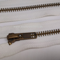 Zips vetrovkový, kosticový - KOV - 85 cm - Smotanová 03