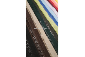 Zips vetrovkový, kosticový - UH - 60 cm