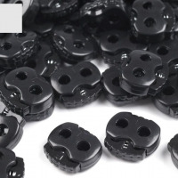 Brzdičky s dvoma dierkami 15x15 mm - Čierna 01