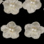 Vyšívaný kvet s perlou Ø 20mm - Krémová svetlá